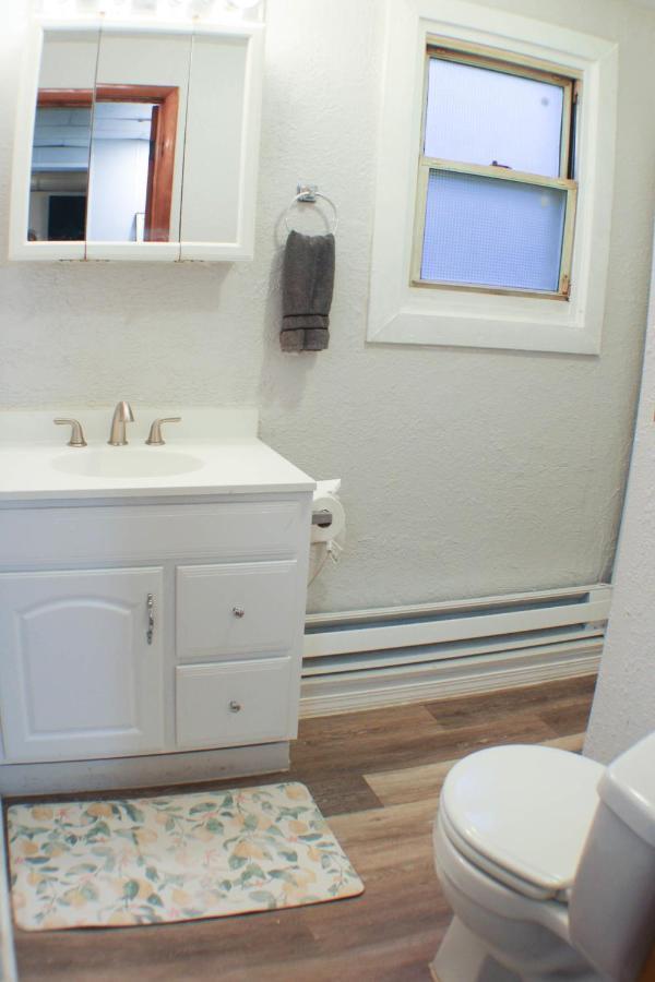California Ave - 2 Bedroom - Home Away From Home! Pittsburgh Ngoại thất bức ảnh