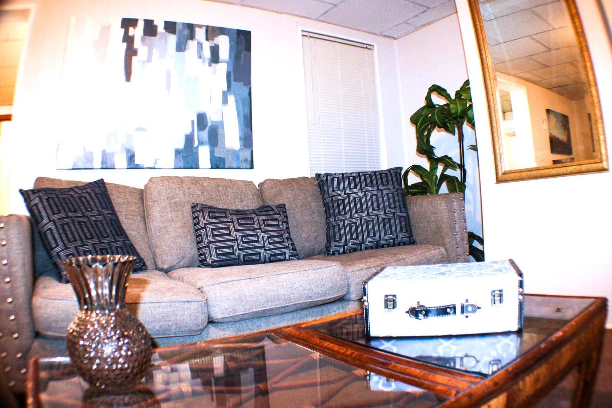 California Ave - 2 Bedroom - Home Away From Home! Pittsburgh Ngoại thất bức ảnh